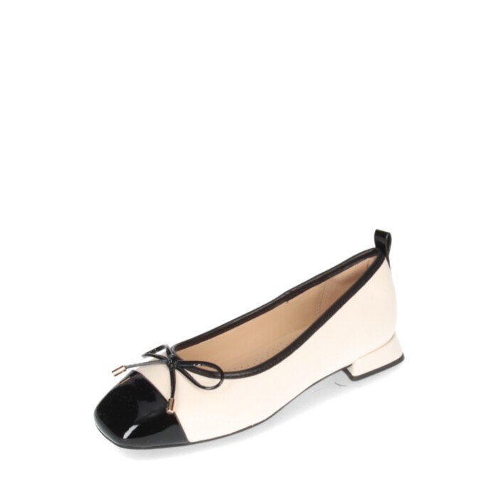 Clarks Balerinos