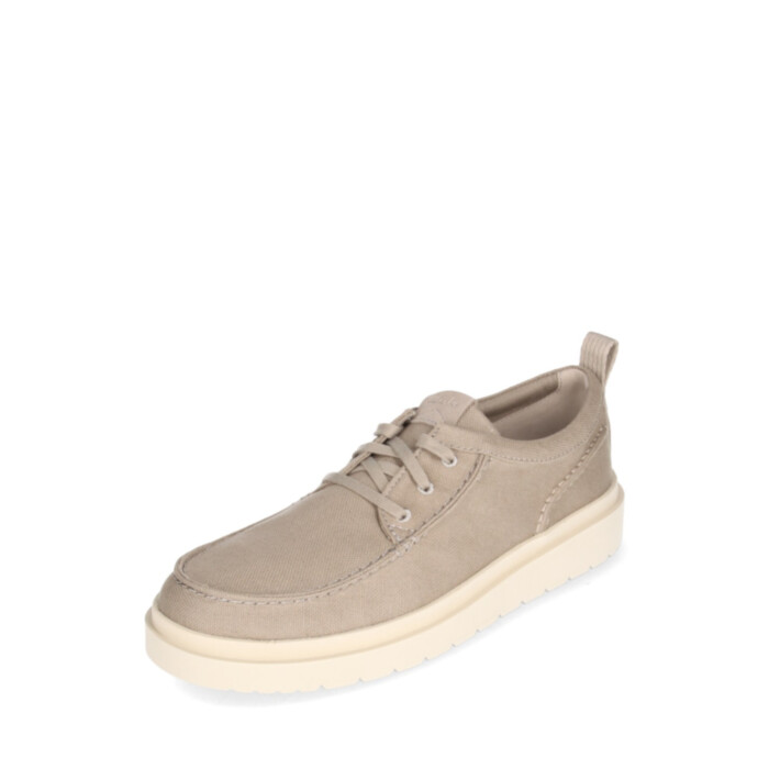 Clarks Pusbačiai