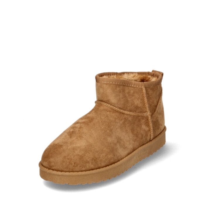 Clan Q UGG