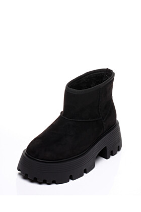 Clan Q UGG