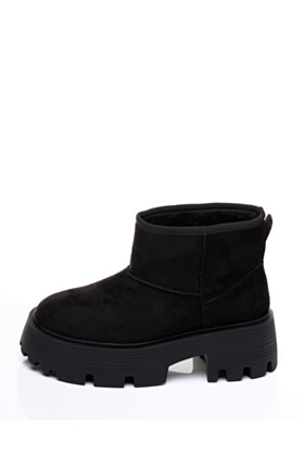 Clan Q UGG