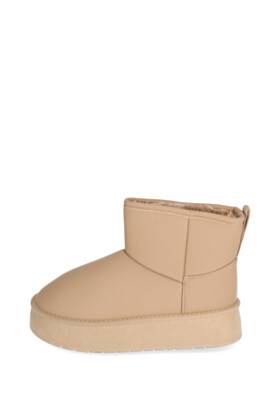 Clan Q UGG