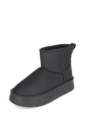 Clan Q UGG