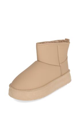 Clan Q UGG